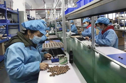 五一，致敬最美勞動者 智能化清潔機(jī)械與設(shè)備的革新力量